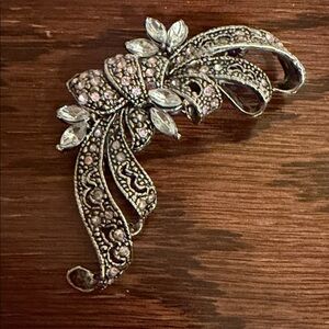 Elegant Silver and Pink Floral Brooch